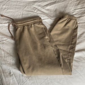 Aritzia TNA cozy fleece boyfriend sweatpants